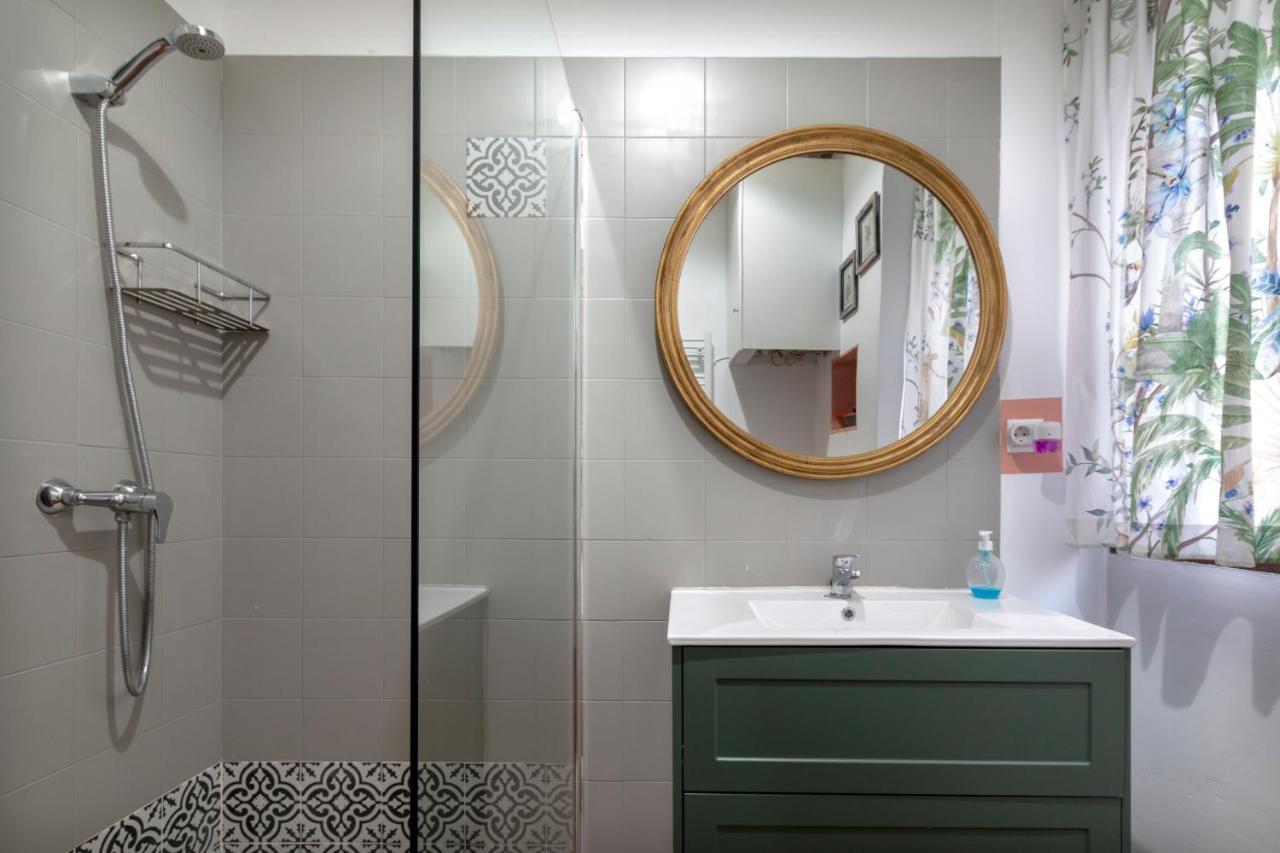 A 20 Metros De La Mezquita Catedral ,apartamentos Turistico Cespedes 5 Apartment *
